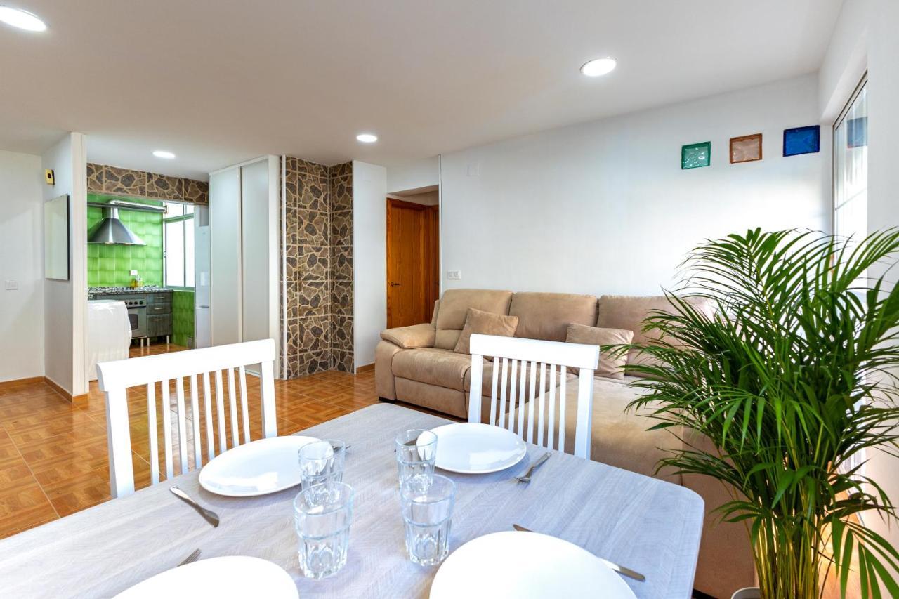 Charming 2 Bedroom Apartment At Triana Center By Oui Sevilha Exterior foto