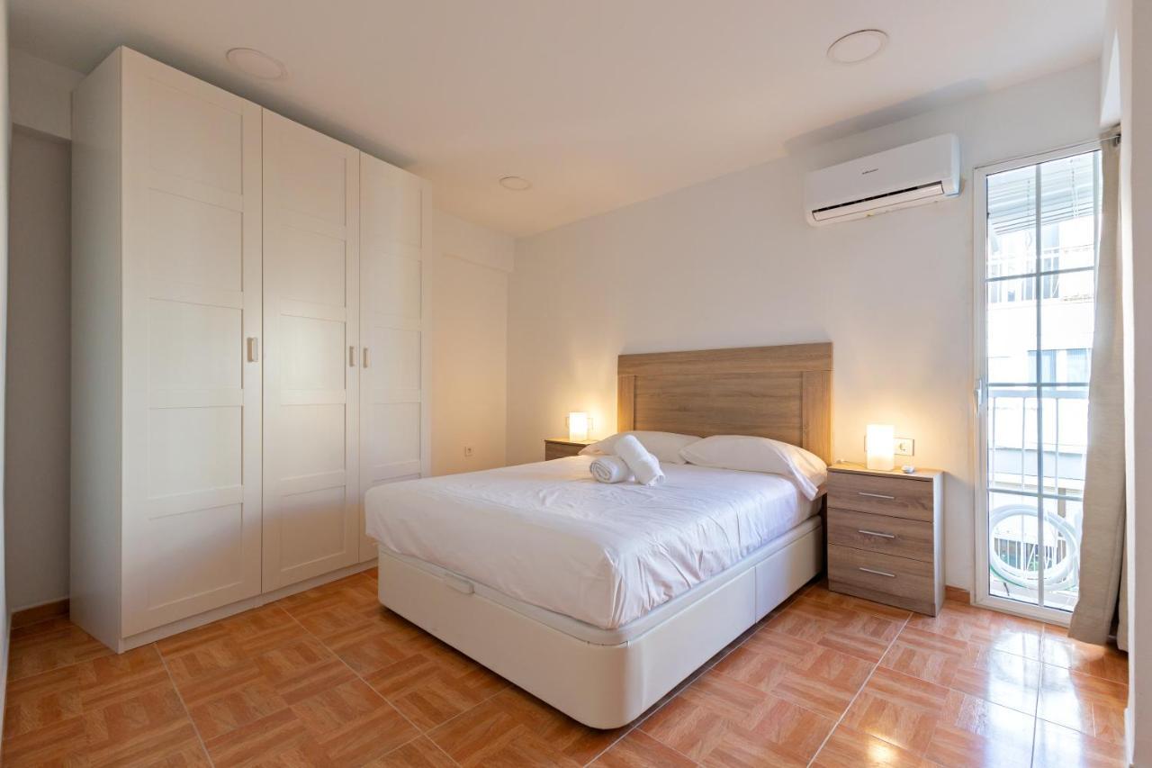 Charming 2 Bedroom Apartment At Triana Center By Oui Sevilha Exterior foto