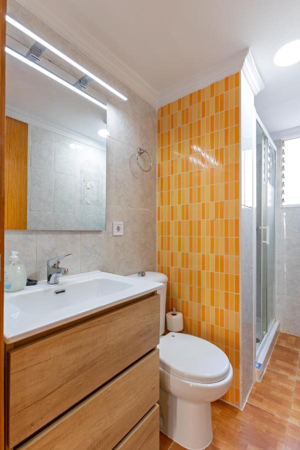 Charming 2 Bedroom Apartment At Triana Center By Oui Sevilha Exterior foto