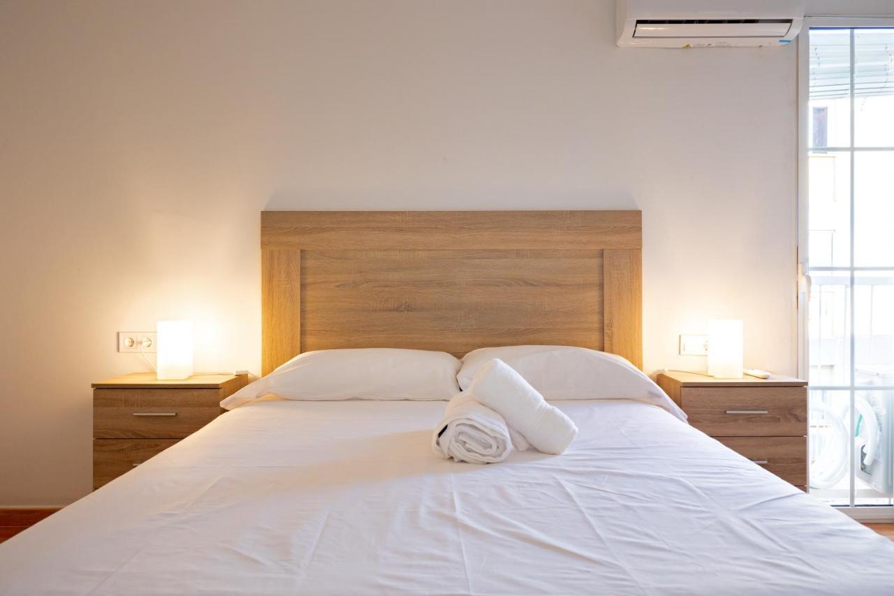 Charming 2 Bedroom Apartment At Triana Center By Oui Sevilha Exterior foto