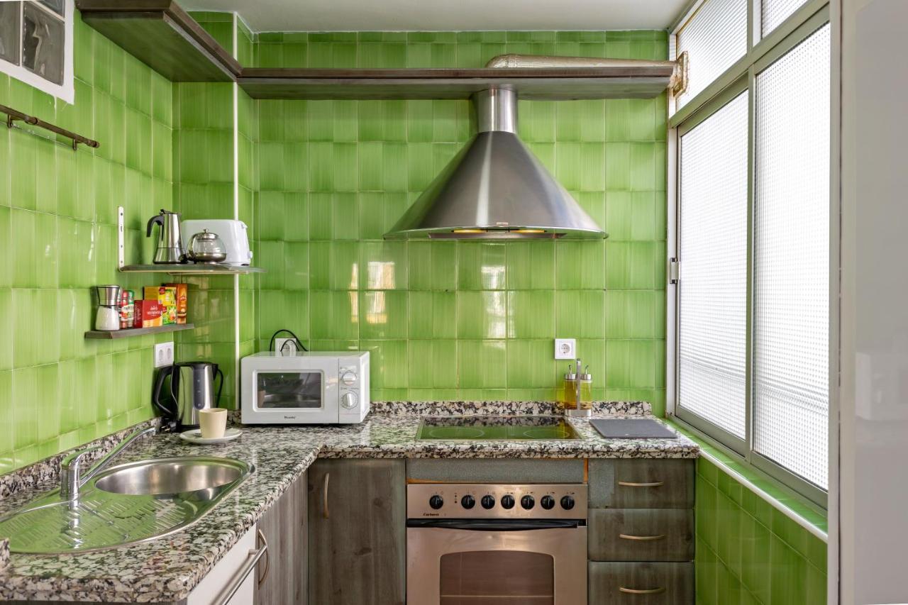 Charming 2 Bedroom Apartment At Triana Center By Oui Sevilha Exterior foto