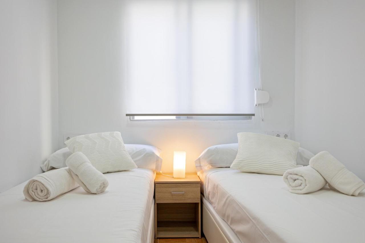 Charming 2 Bedroom Apartment At Triana Center By Oui Sevilha Exterior foto